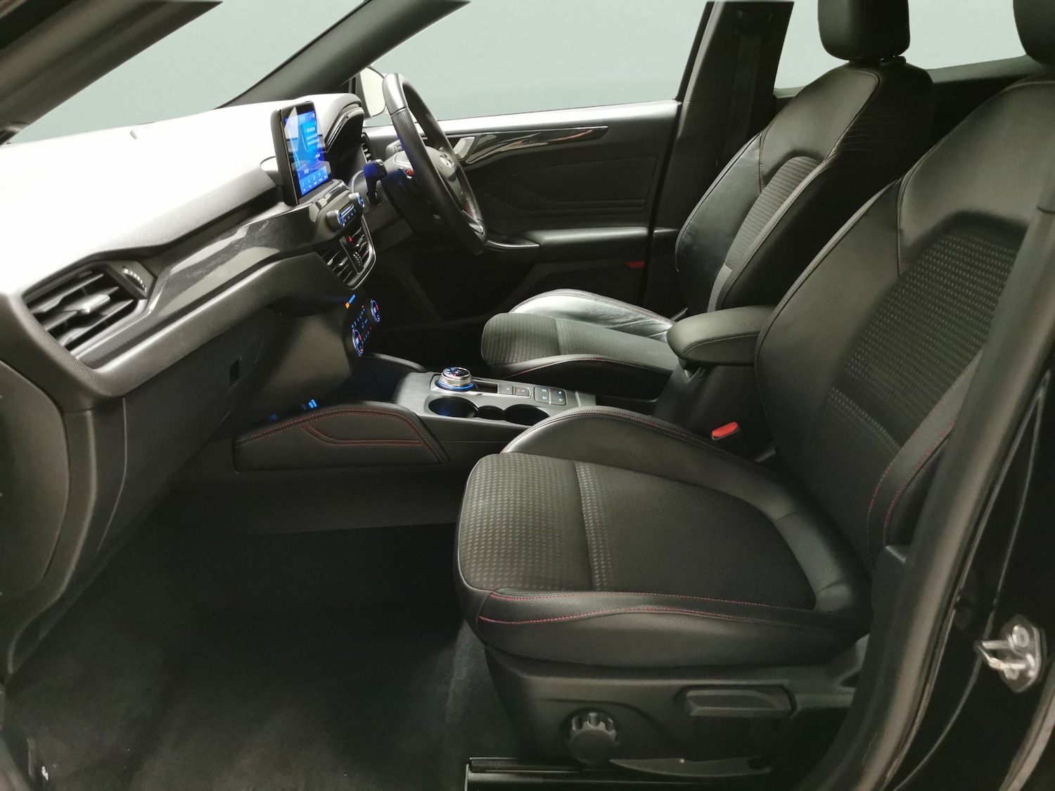 Used Ford Focus 2021 for sale - 77393705: Photo 4