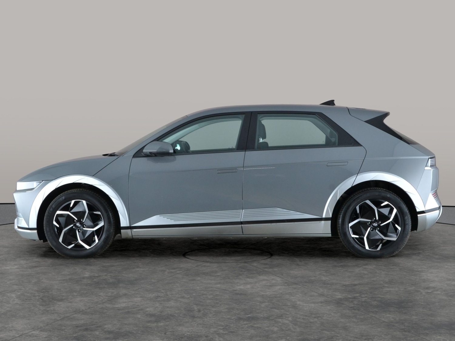 Used Hyundai IONIQ 5 2023 for sale - 77337376: Photo 13