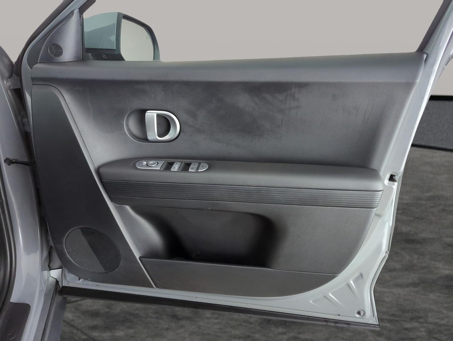 Used Hyundai IONIQ 5 2023 for sale - 77337376: Photo 36