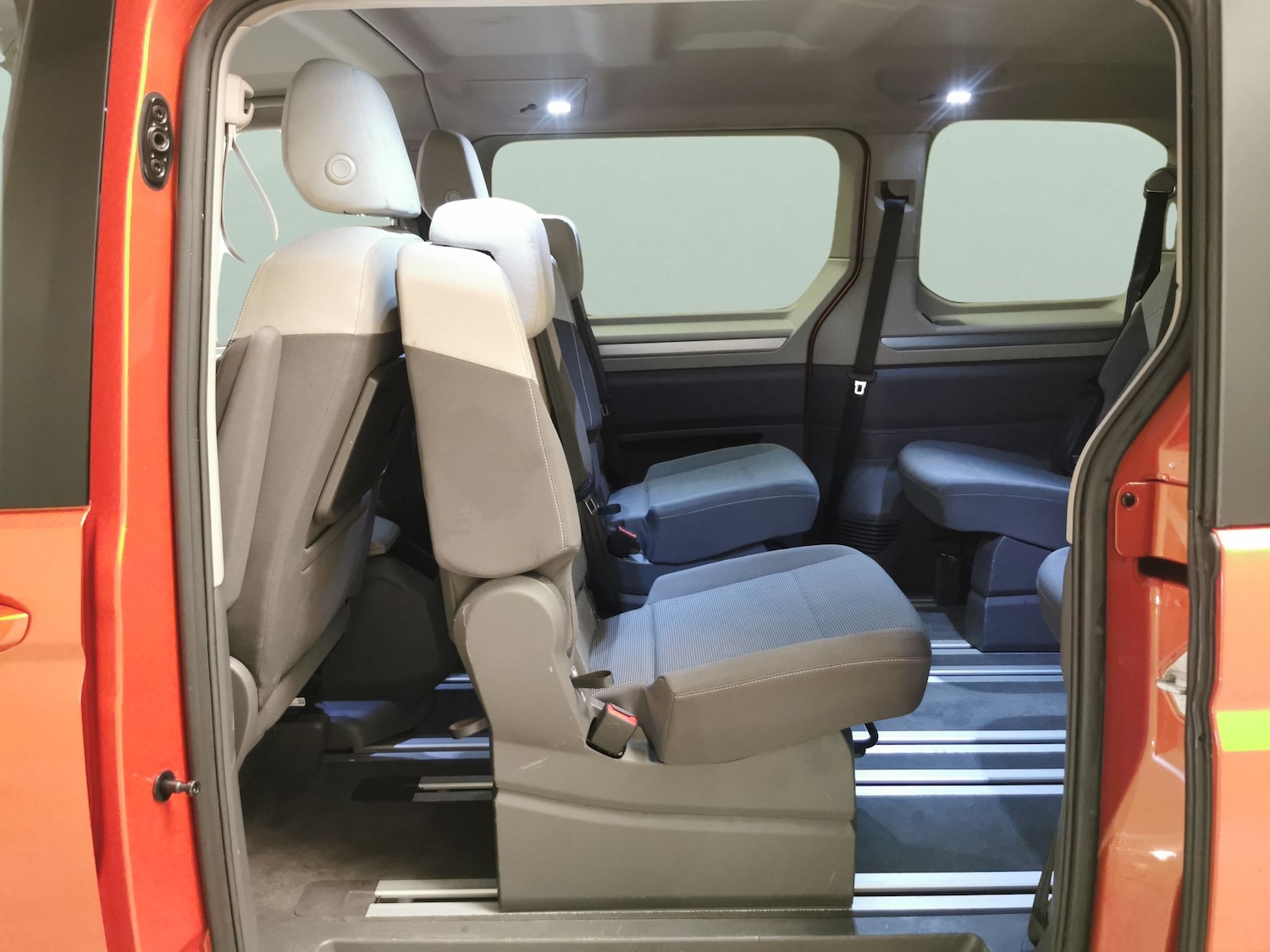 Used Volkswagen Multivan 2022 for sale - 77262103: Photo 24