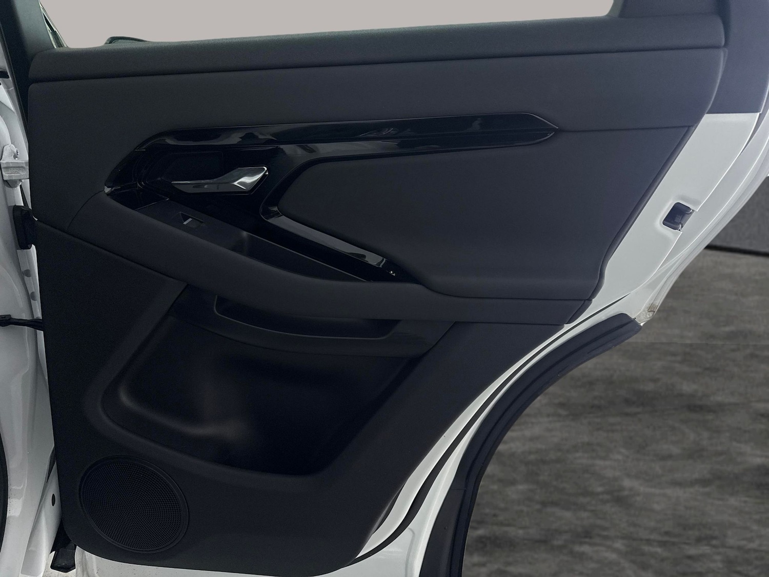 Used Land Rover Range Rover Evoque 2024 for sale - 77797913: Photo 31