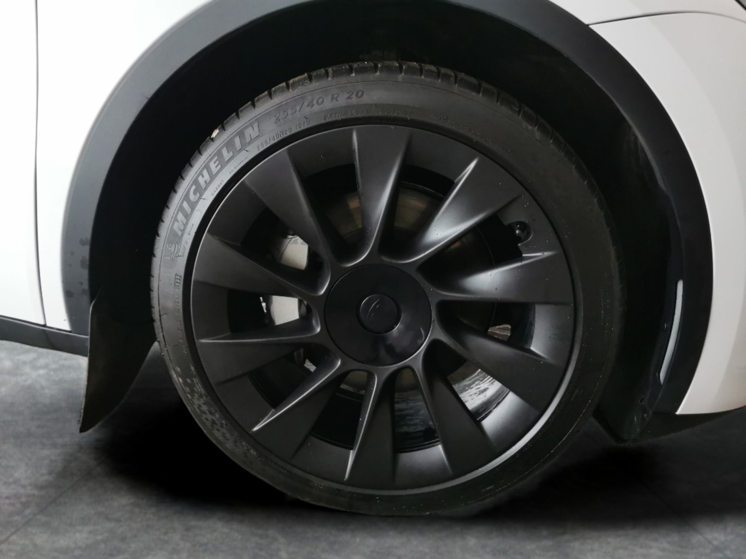 Used Tesla Model Y 2023 for sale - 77635682: Photo 26