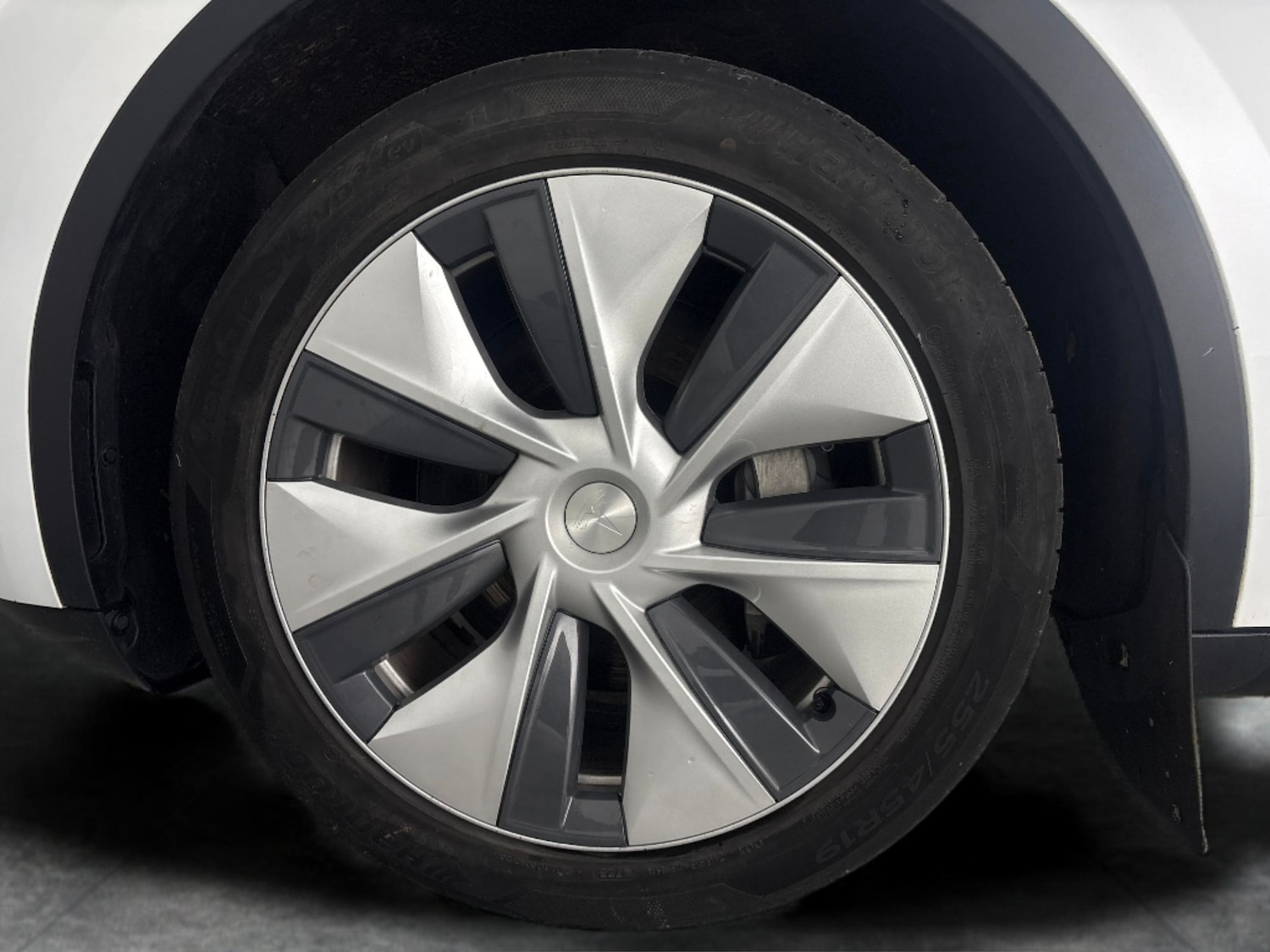 Used Tesla Model Y 2024 for sale - 78065494: Photo 31