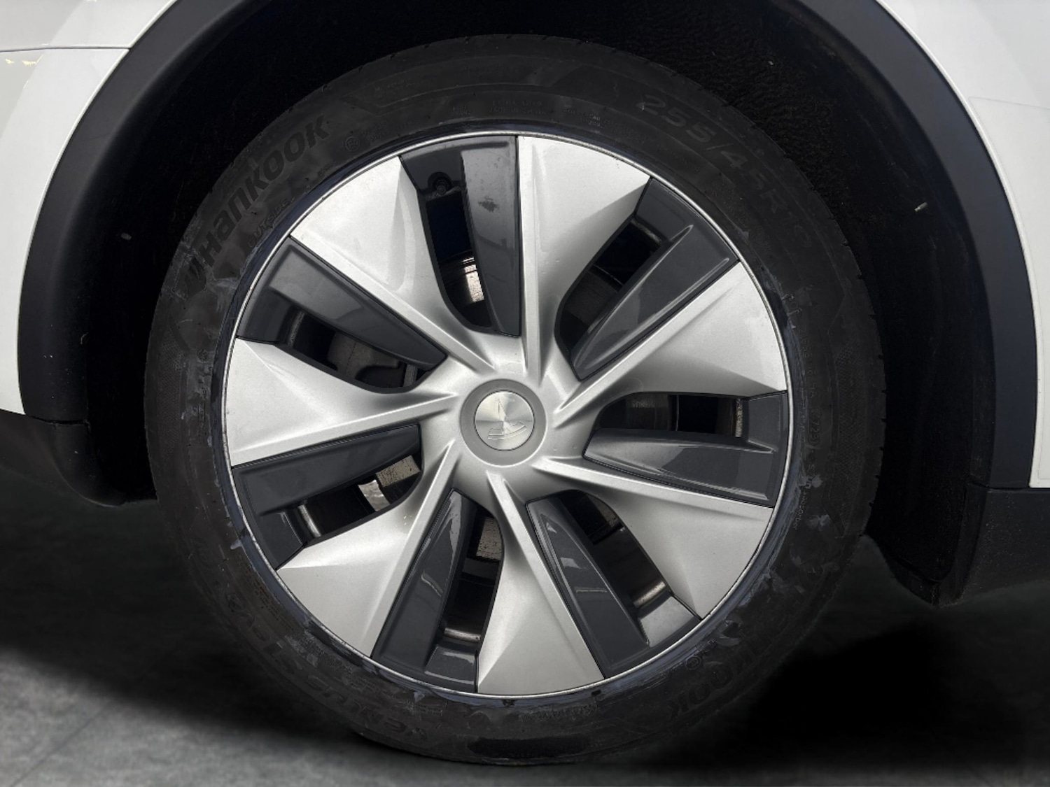 Used Tesla Model Y 2024 for sale - 78065494: Photo 33