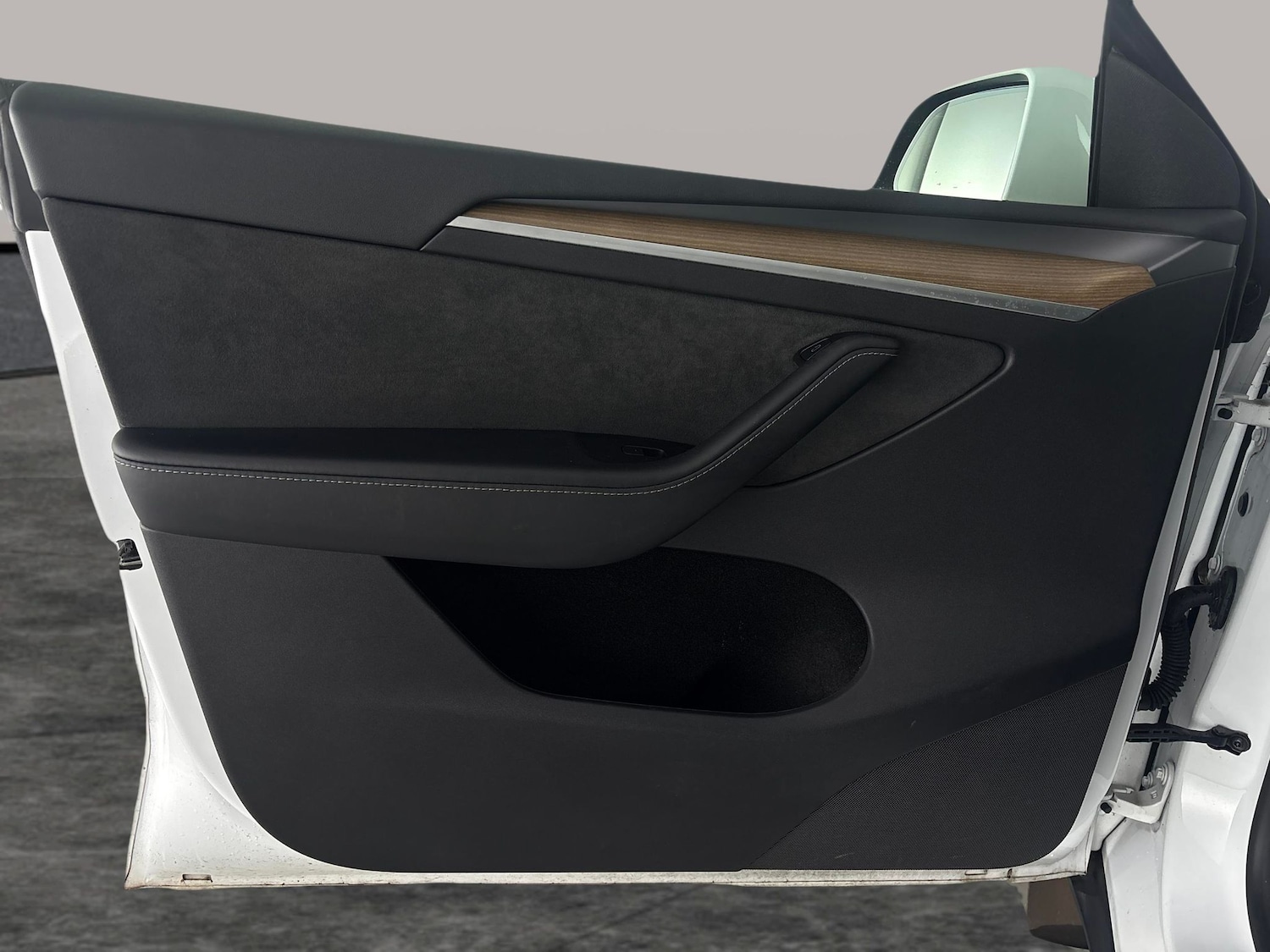 Used Tesla Model Y 2024 for sale - 78065494: Photo 35