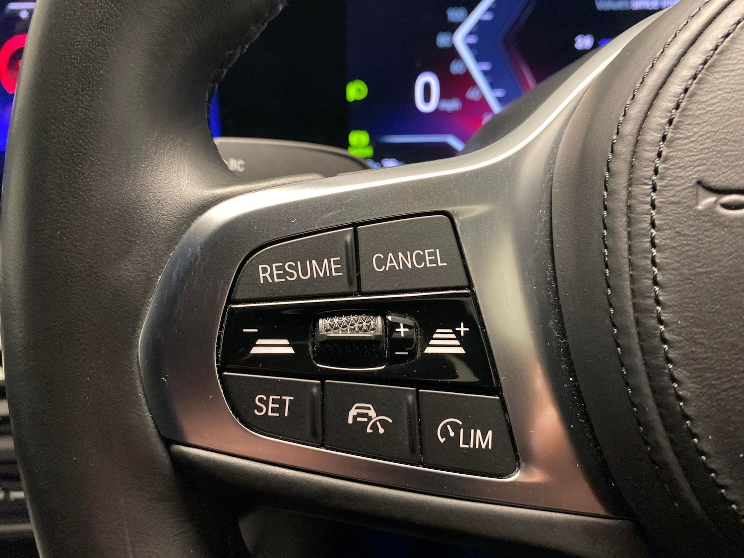 Used BMW i4 2023 for sale - 77795389: Photo 17