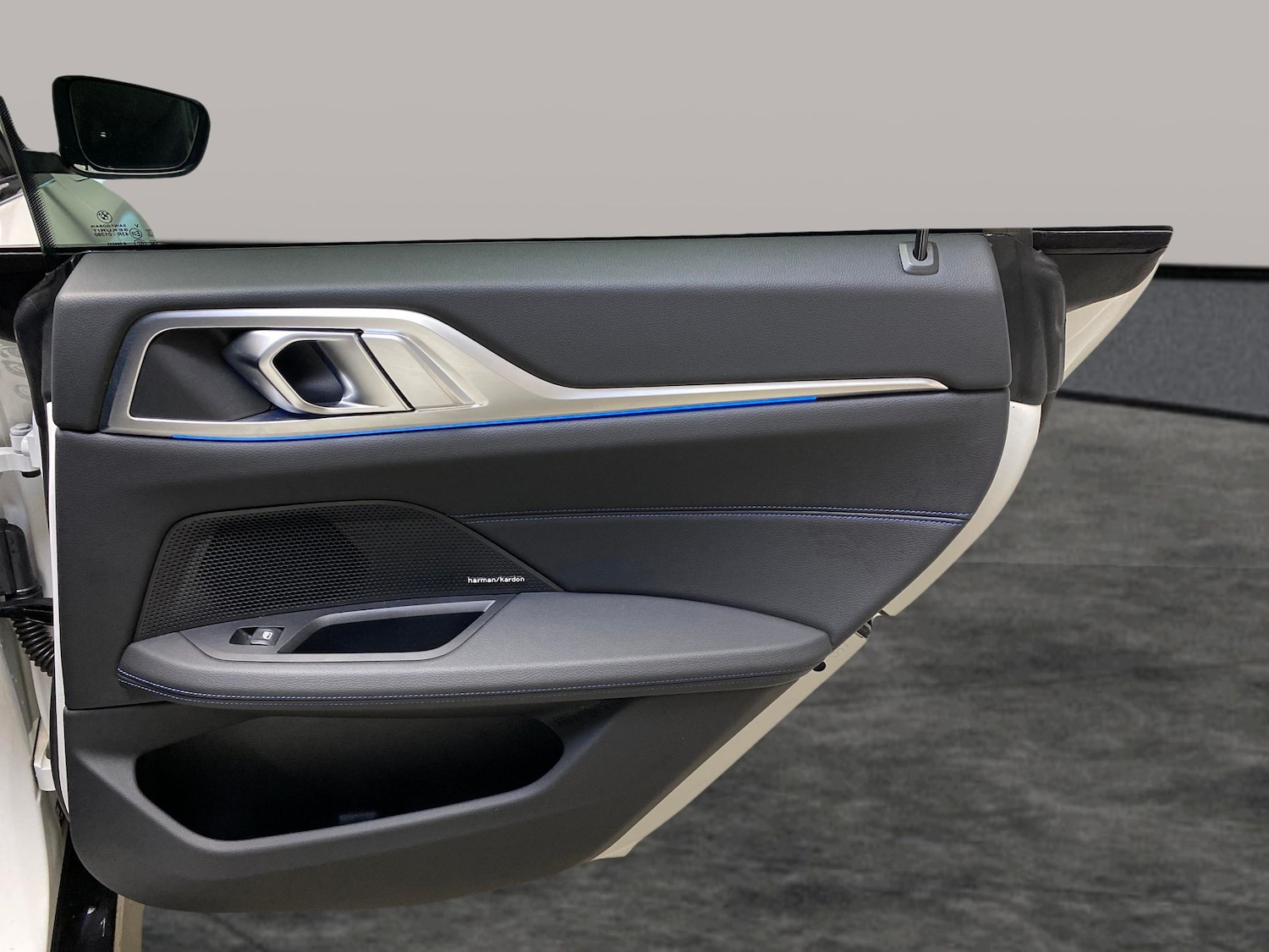 Used BMW i4 2023 for sale - 77795389: Photo 25