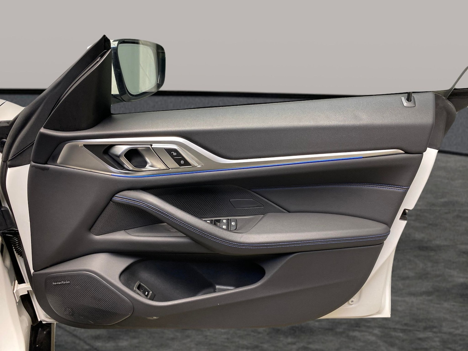 Used BMW i4 2023 for sale - 77795389: Photo 26