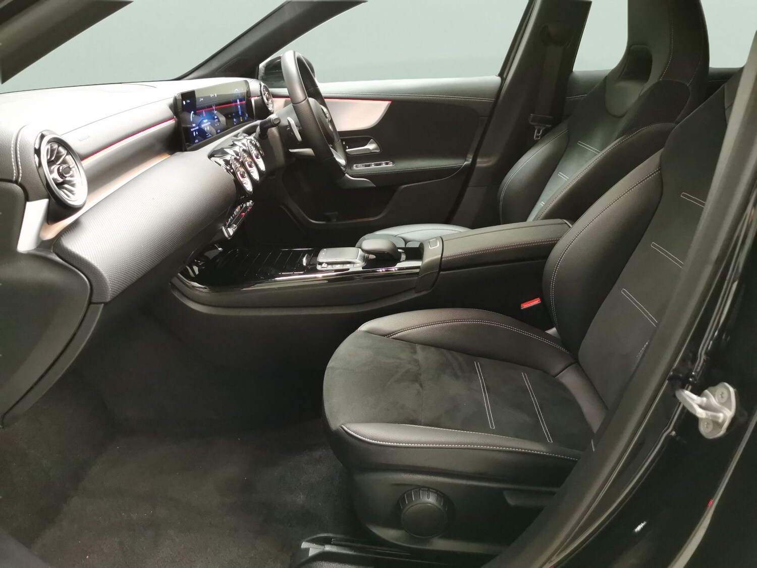 Used Mercedes-Benz A-Class for sale - 77790018: Photo 4