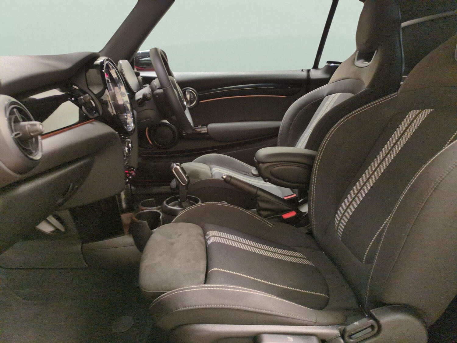 Used MINI Convertible 2021 for sale - 77674276: Photo 6