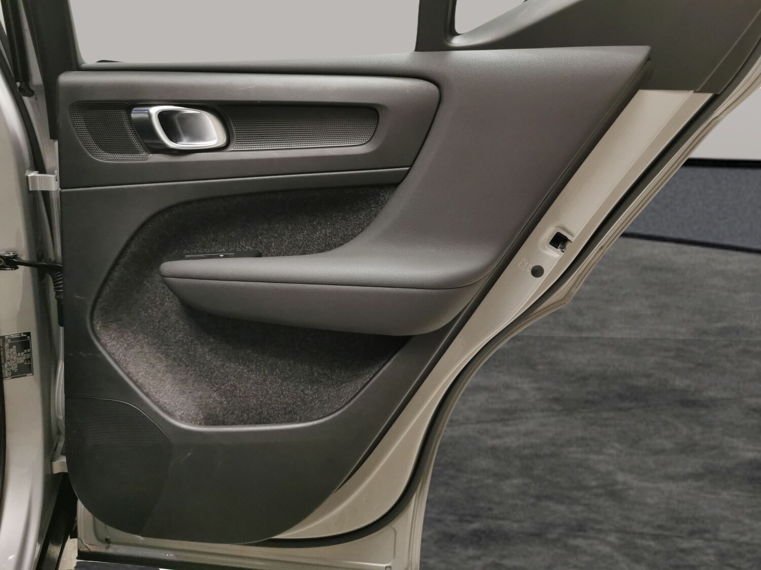 Used Volvo XC40 2024 for sale - 77354106: Photo 24