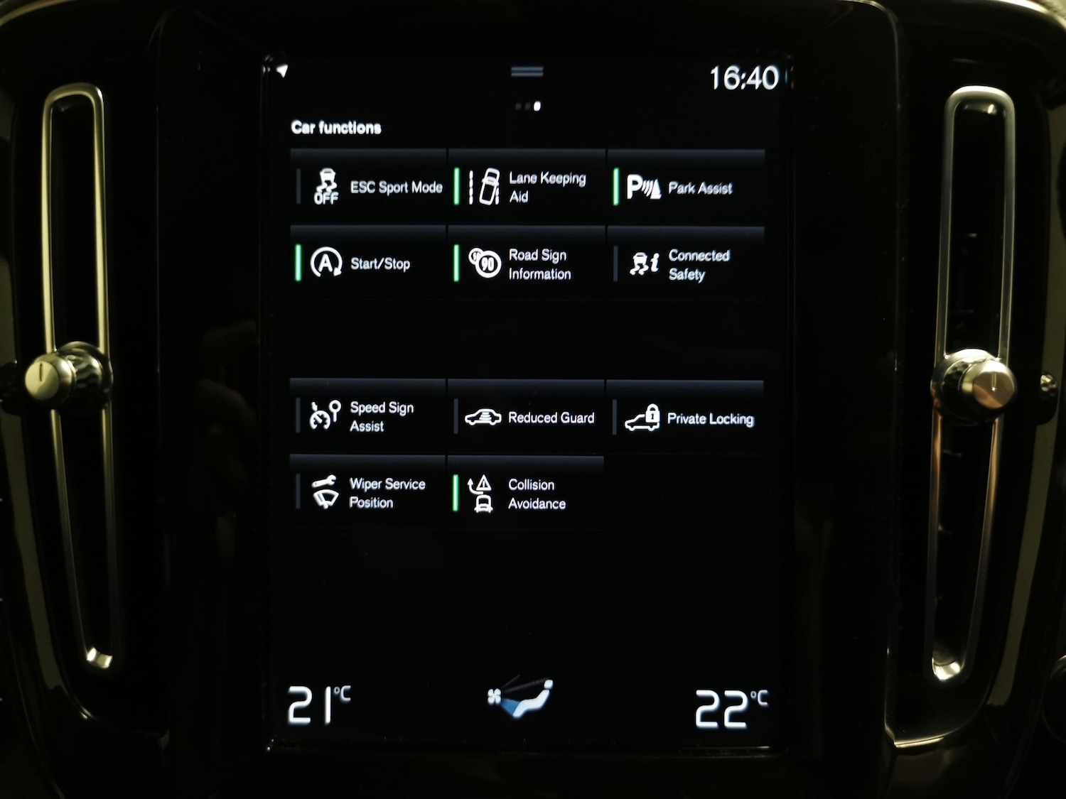 Used Volvo XC40 2022 for sale - 78218430: Photo 17