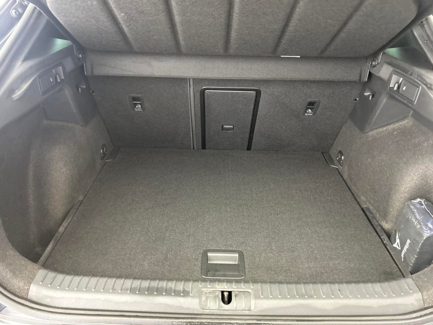 Used Cupra Formentor 2023 for sale - 77903704: Photo 8