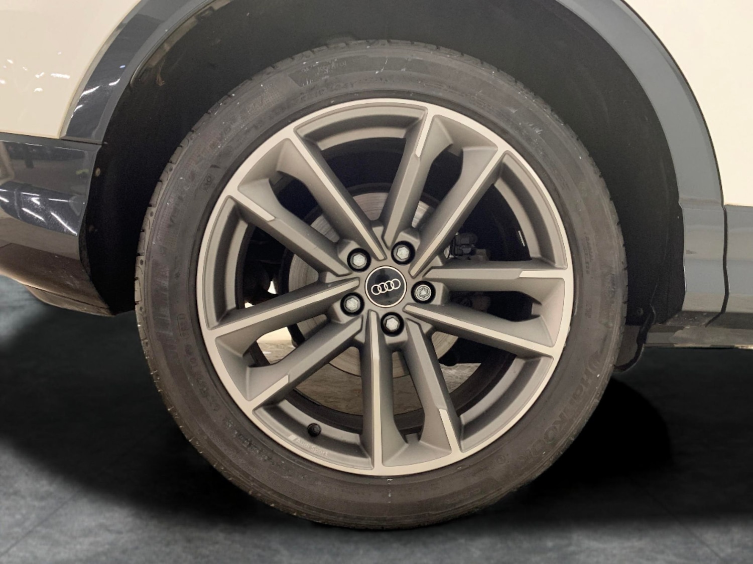 Used Audi Q3 2021 for sale - 76390392: Photo 31