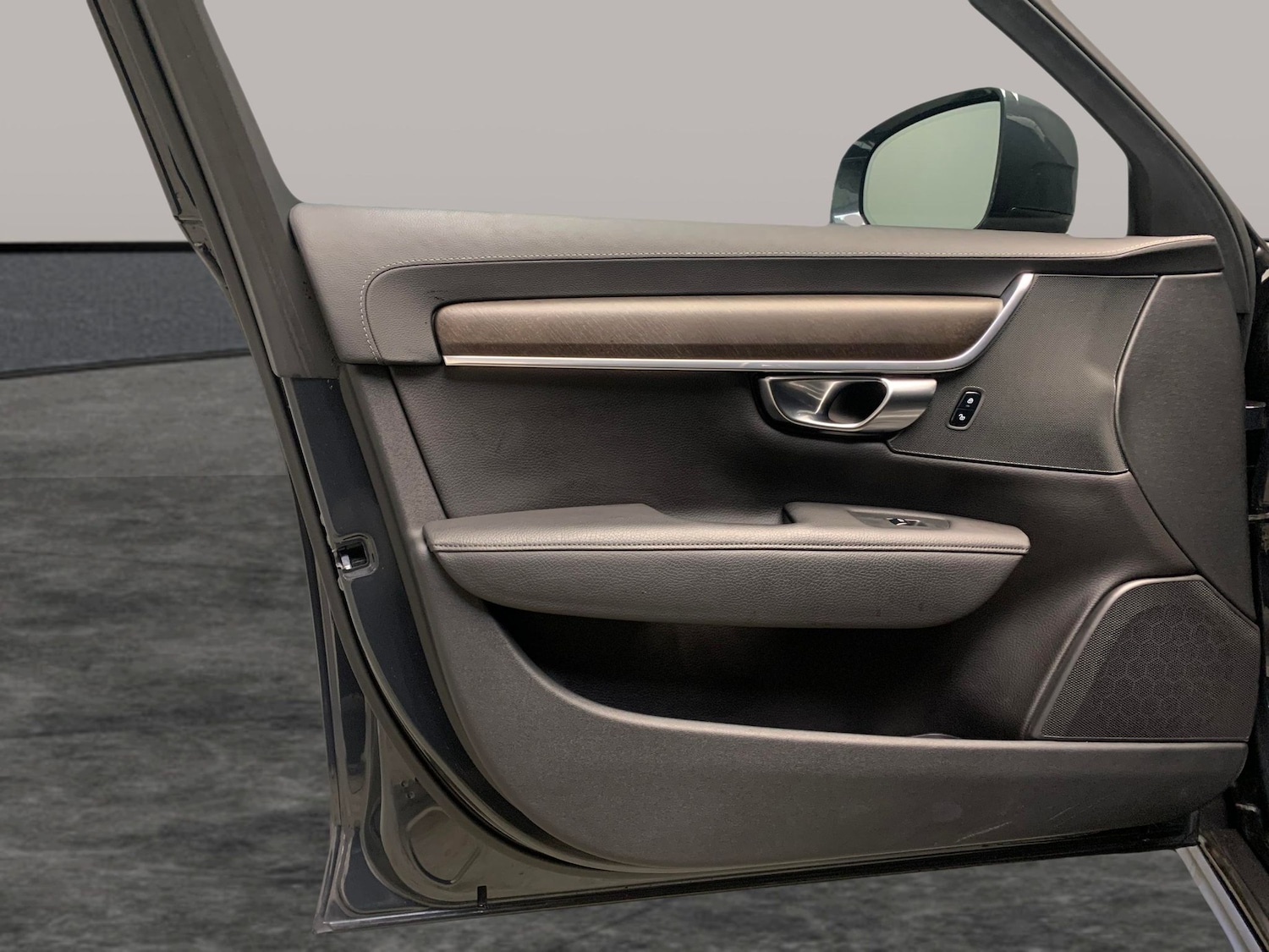 Used Volvo V90 2020 for sale - 77350872: Photo 24