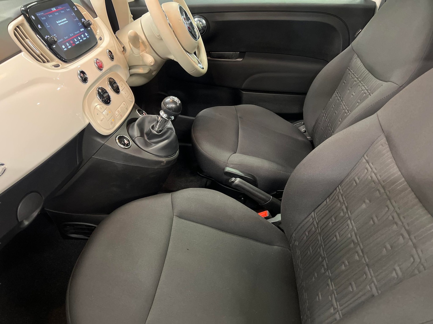 Used Fiat 500 2024 for sale - 76494315: Photo 4