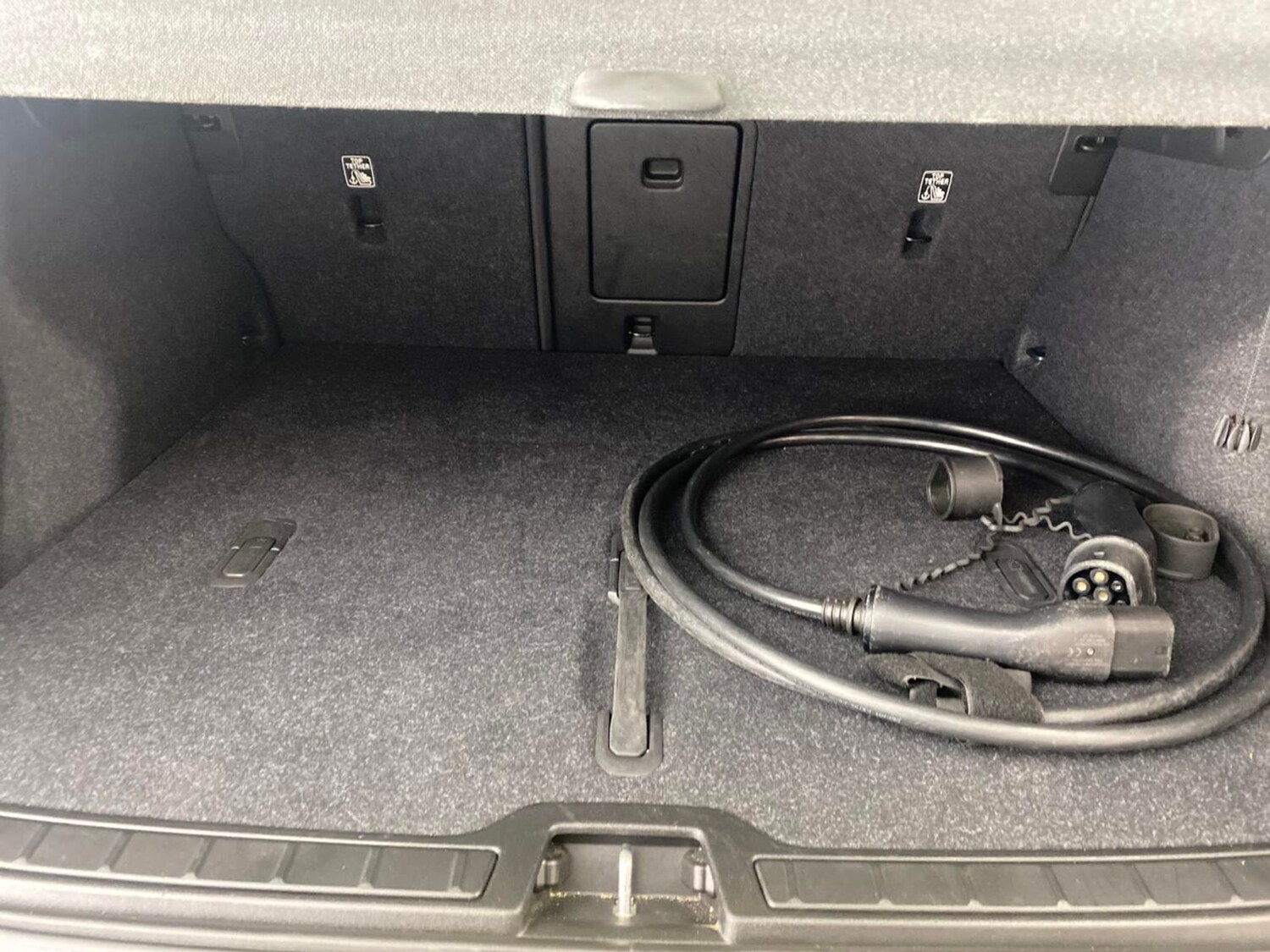 Used Volvo XC40 2021 for sale - 77350851: Photo 8