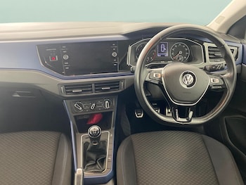 Used Volkswagen Polo 2020 for sale - 76182310: Photo 4