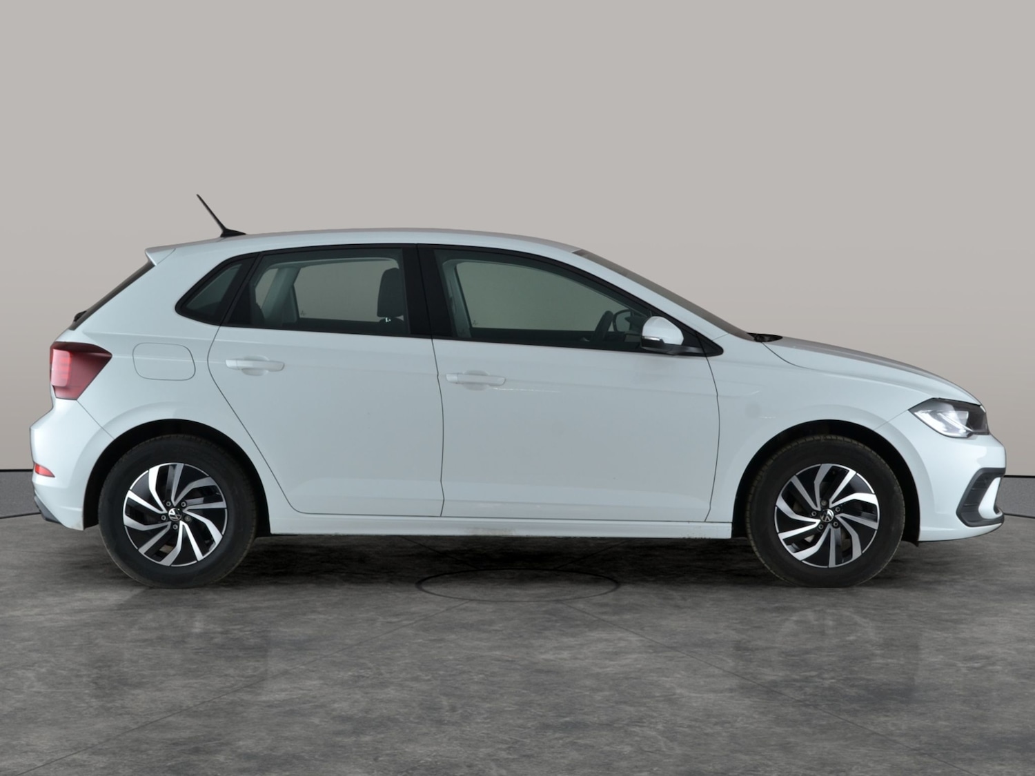 Used Volkswagen Polo 2022 for sale - 77255853: Photo 8