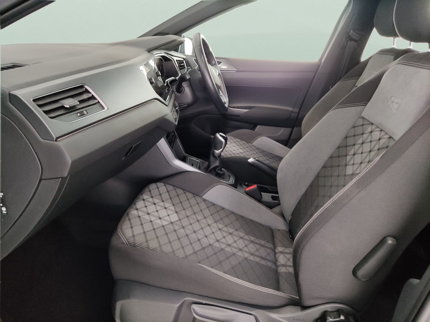 Used Volkswagen Polo 2023 for sale - 78178138: Photo 4