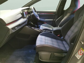 Used Volkswagen Golf undefined for sale - 77856100: Photo