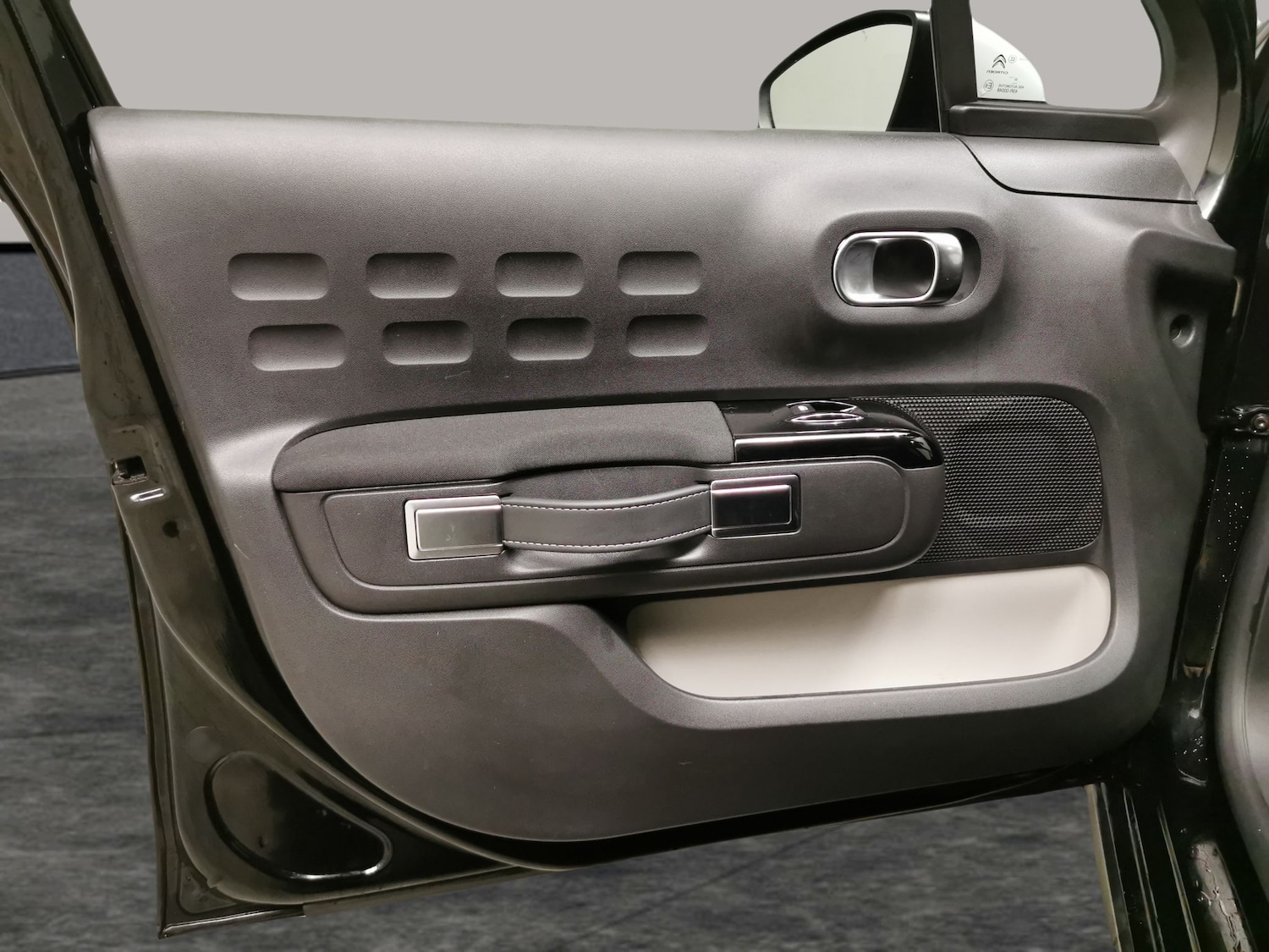 Used Citroen C3 2023 for sale - 77255797: Photo 21