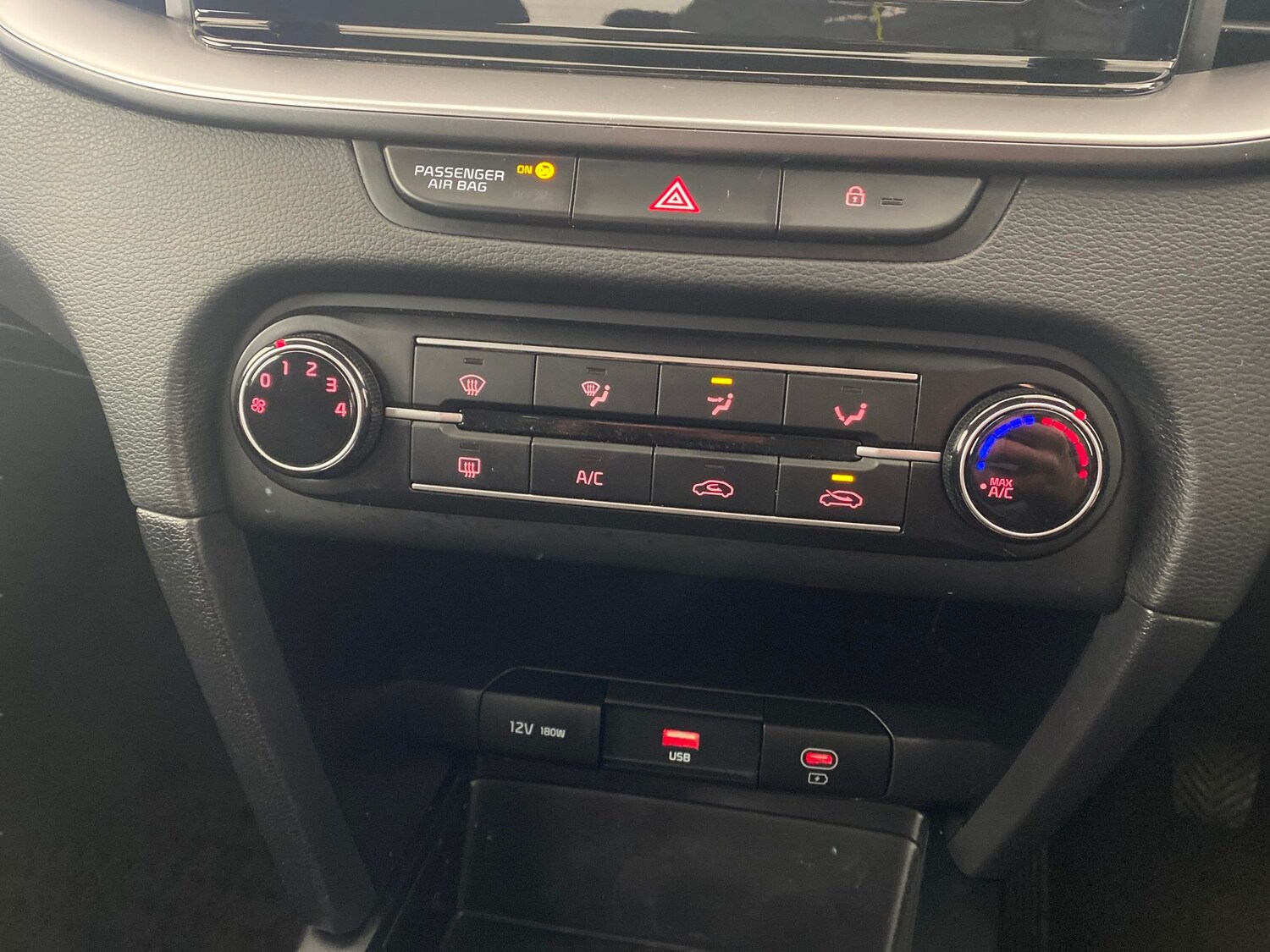 Used Kia XCeed 2023 for sale - 77458239: Photo 17