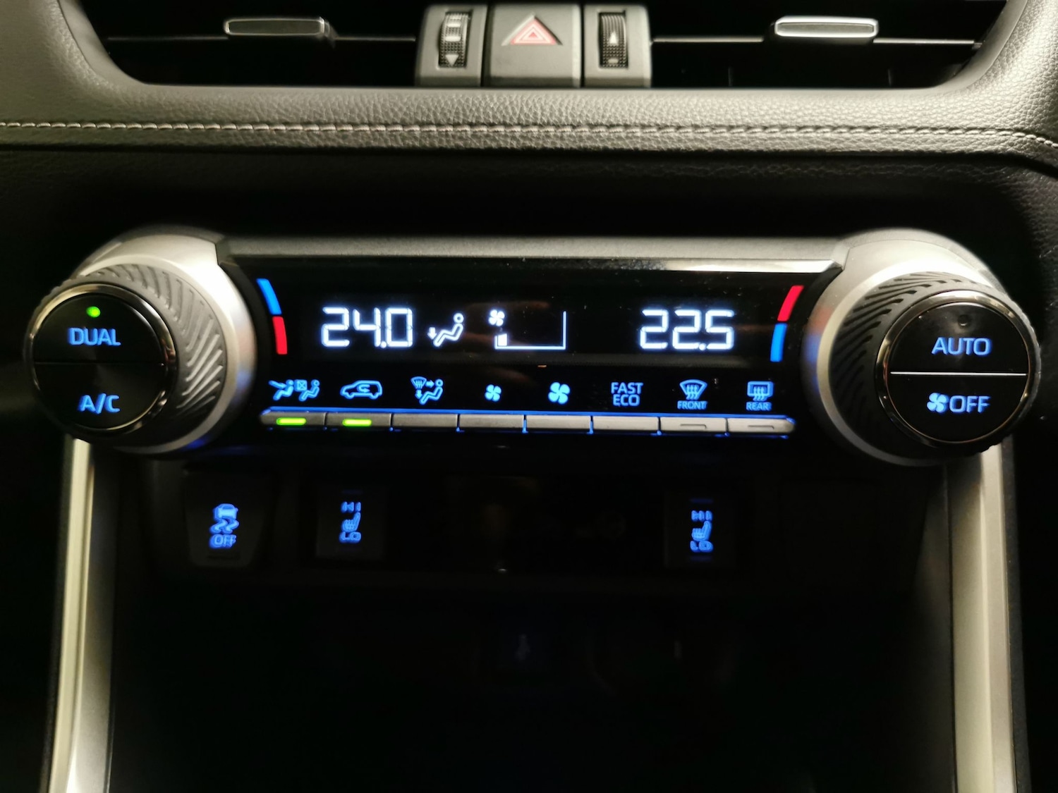 Used Toyota RAV4 2020 for sale - 76413153: Photo 28