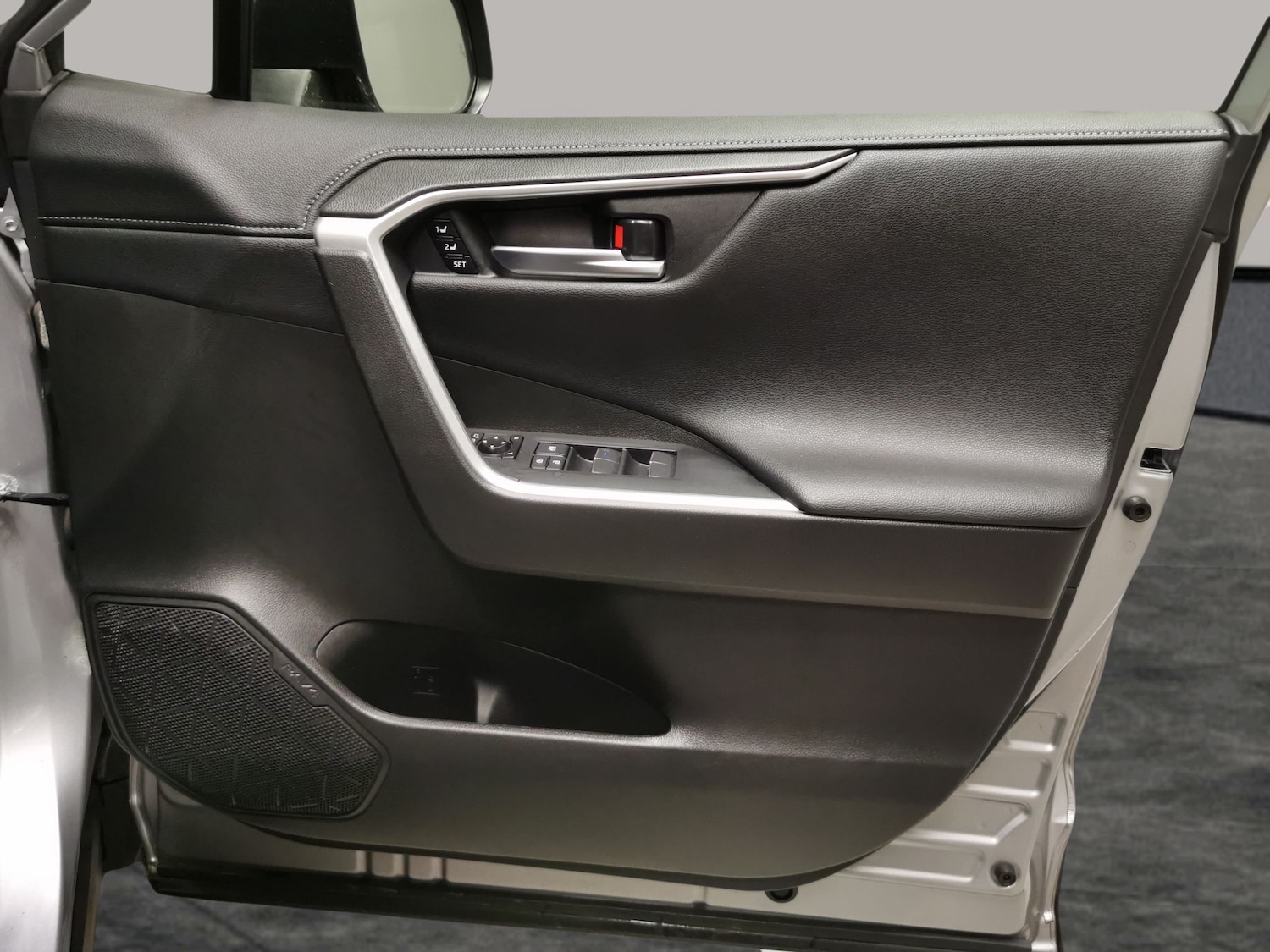 Used Toyota RAV4 2020 for sale - 76413153: Photo 46