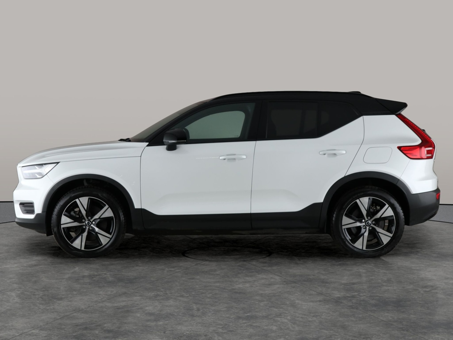 Used Volvo XC40 2021 for sale - 76525973: Photo 14