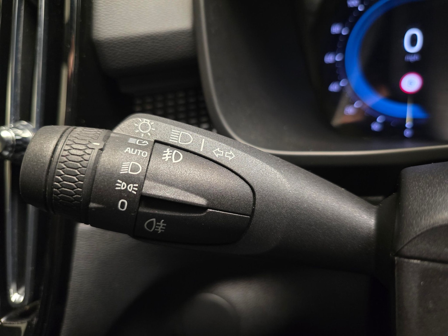 Used Volvo XC40 2021 for sale - 76525973: Photo 21