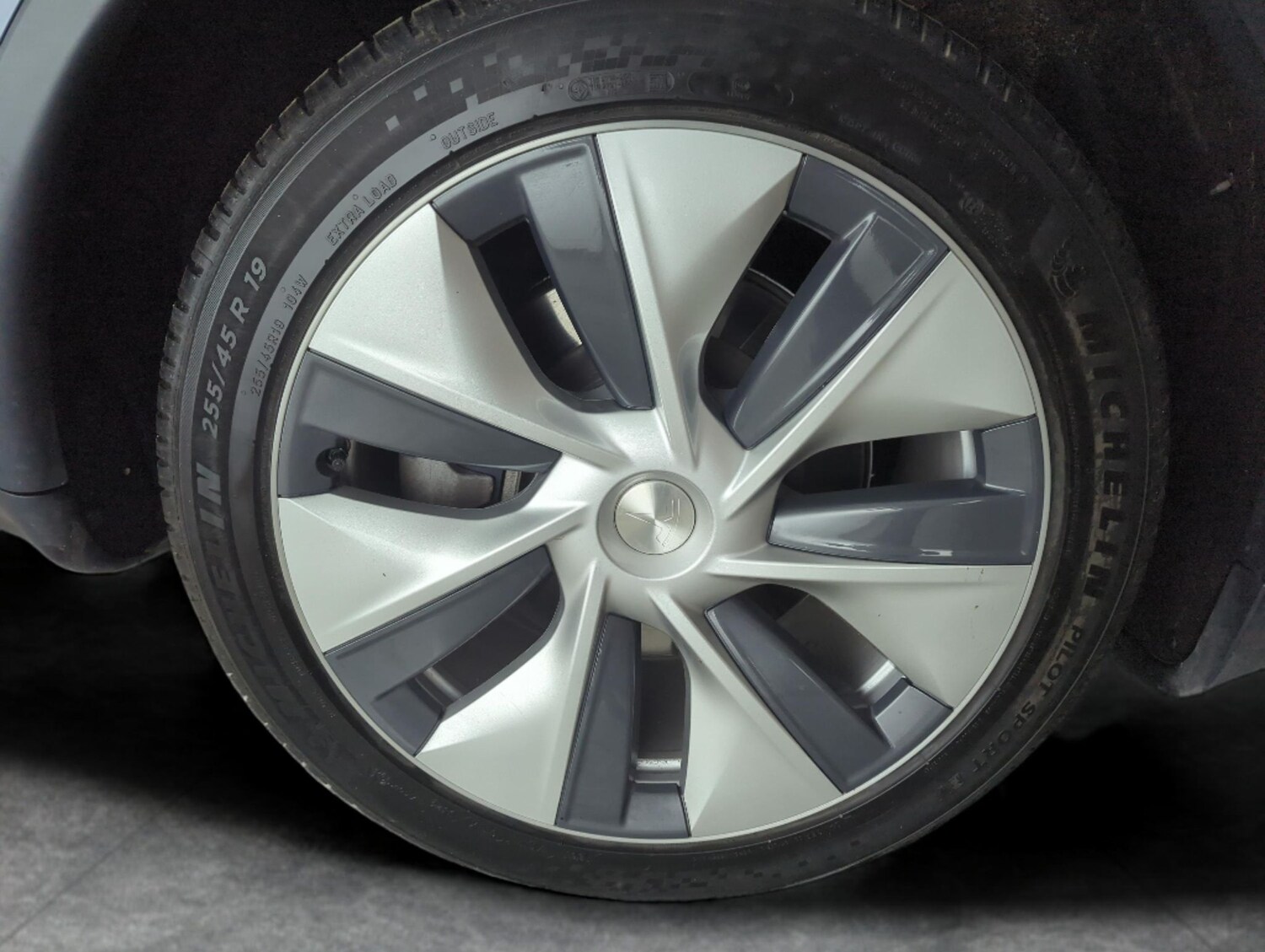 Used Tesla Model Y 2022 for sale - 77347538: Photo 30