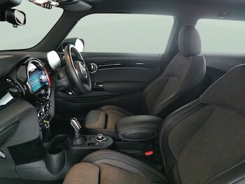 Used MINI Hatch 2023 for sale - 78314644: Photo