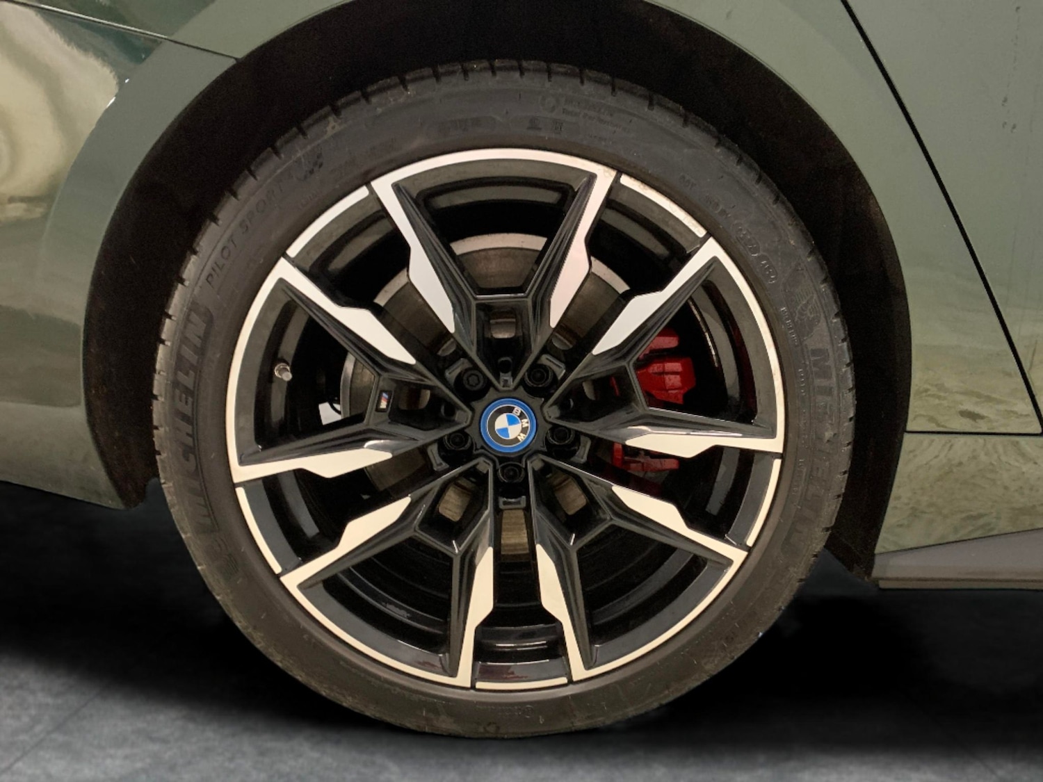 Used BMW i4 2022 for sale - 77170883: Photo 24