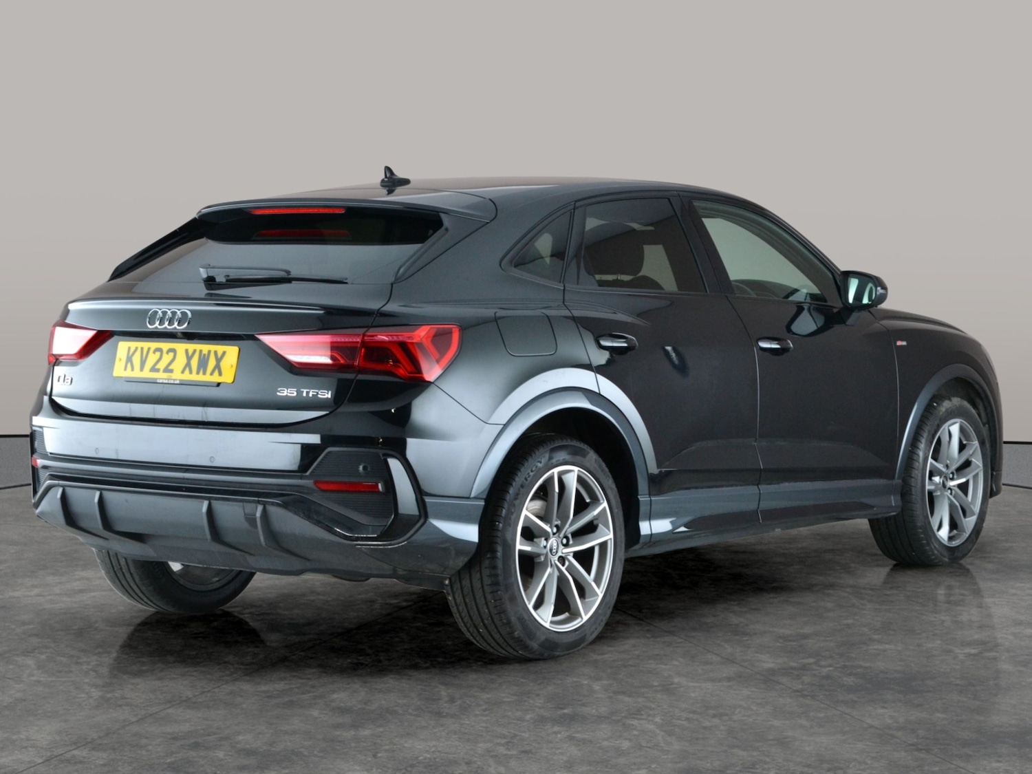 Used Audi Q3 2022 for sale - 76999625: Photo 11