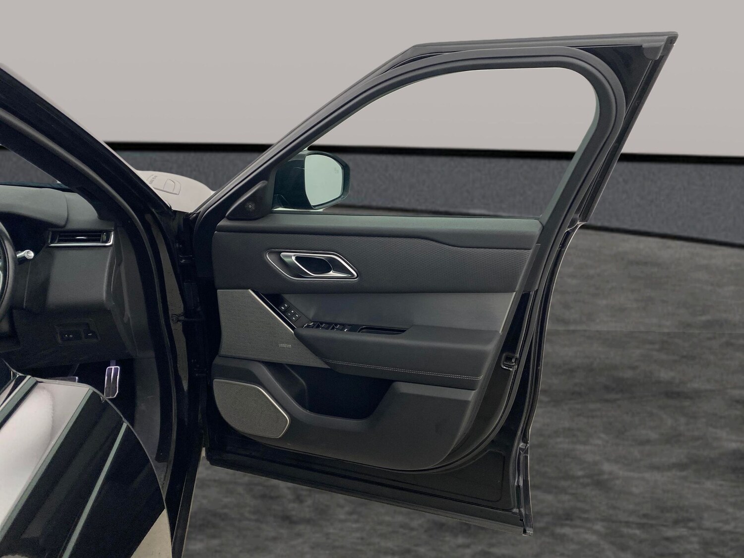 Used Land Rover Range Rover Velar 2022 for sale - 77778316: Photo 25