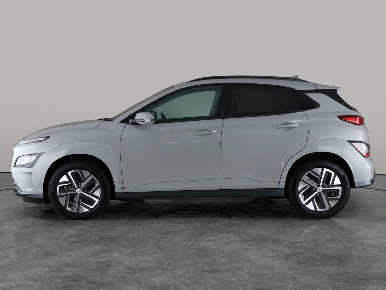 Used Hyundai KONA 2021 for sale - 76534261: Photo 12