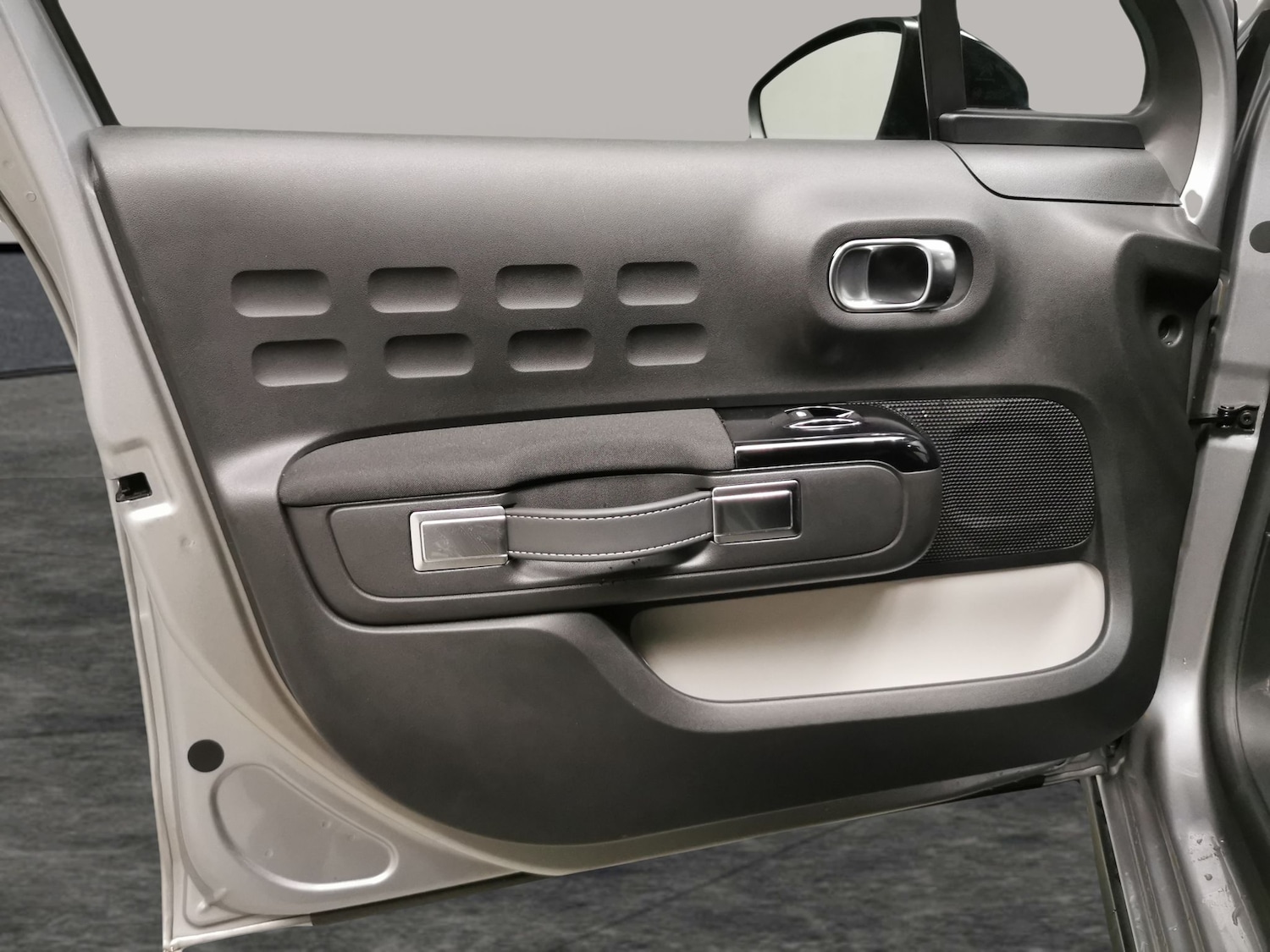 Used Citroen C3 2023 for sale - 77635661: Photo 21