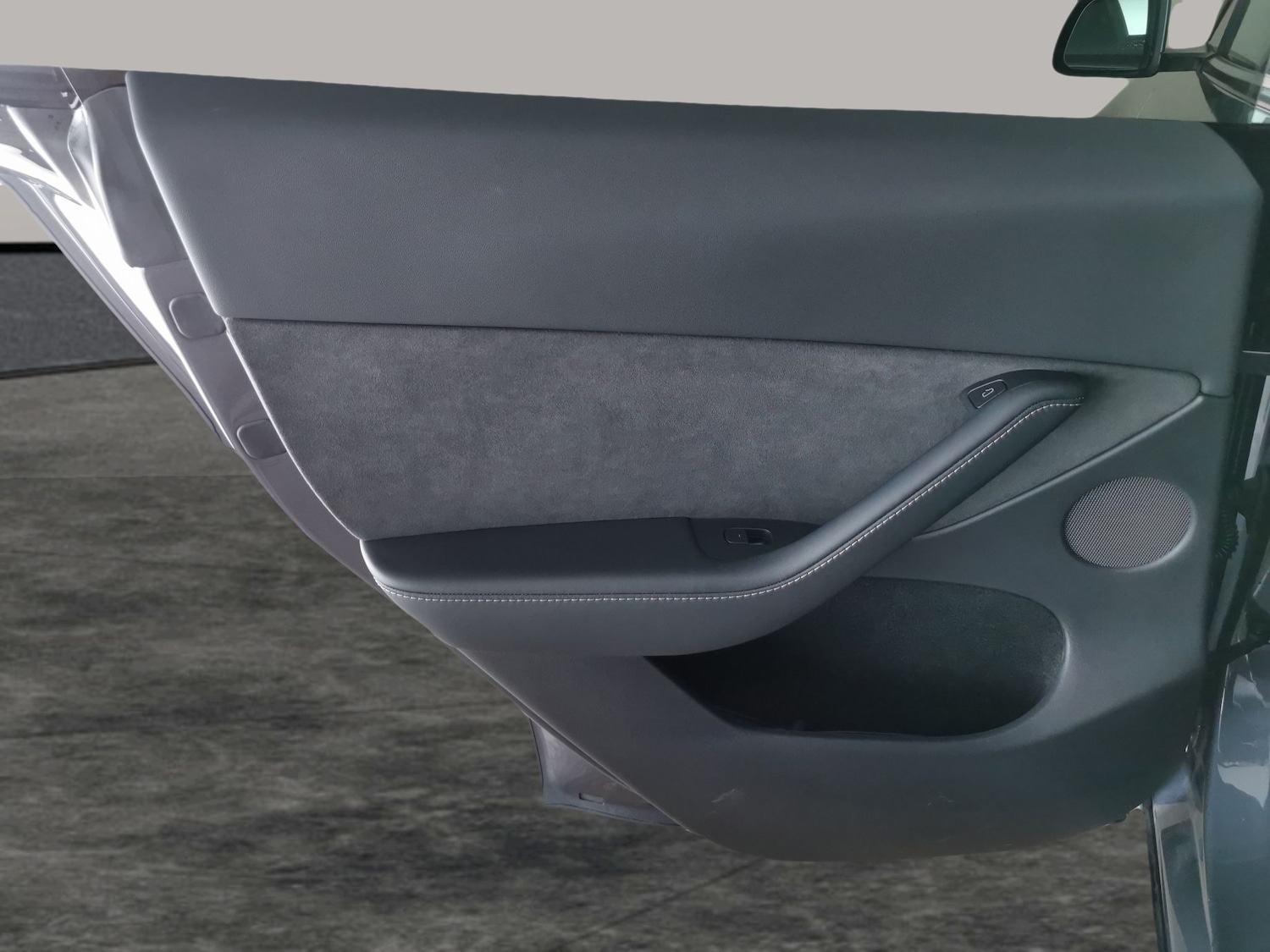 Used Tesla Model Y 2023 for sale - 77984653: Photo 33