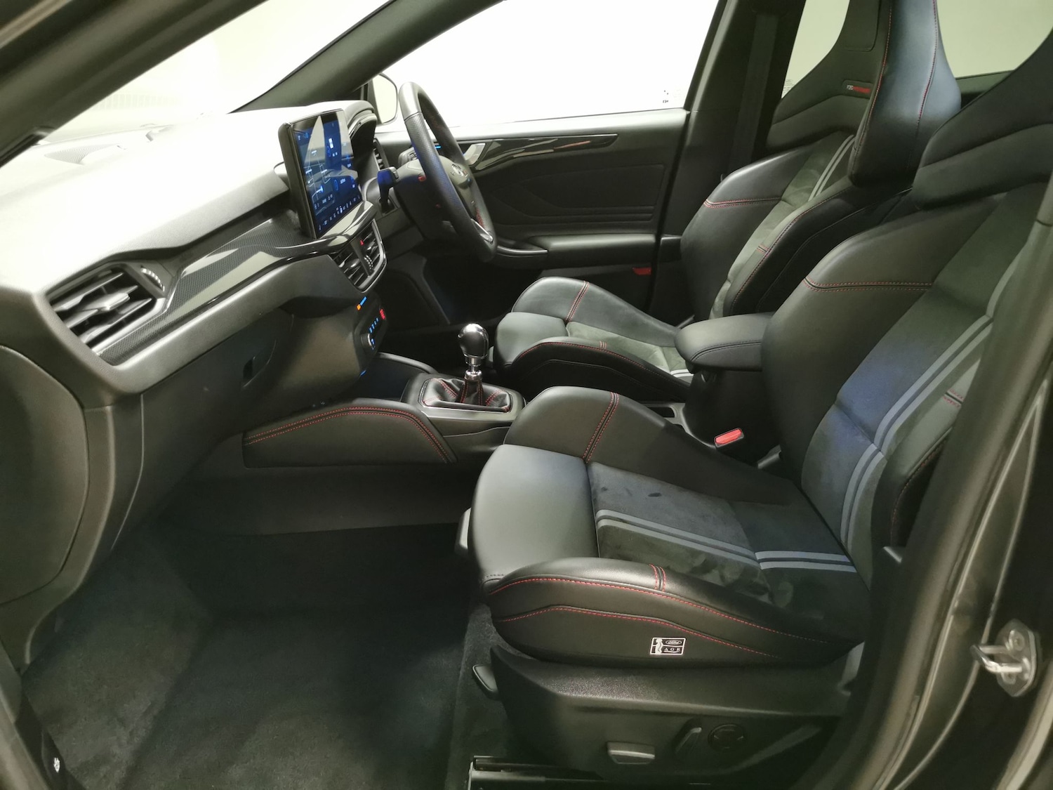 Used Ford Focus 2023 for sale - 77918340: Photo 4