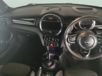 Used MINI Hatch 2019 for sale - 78522035: Photo