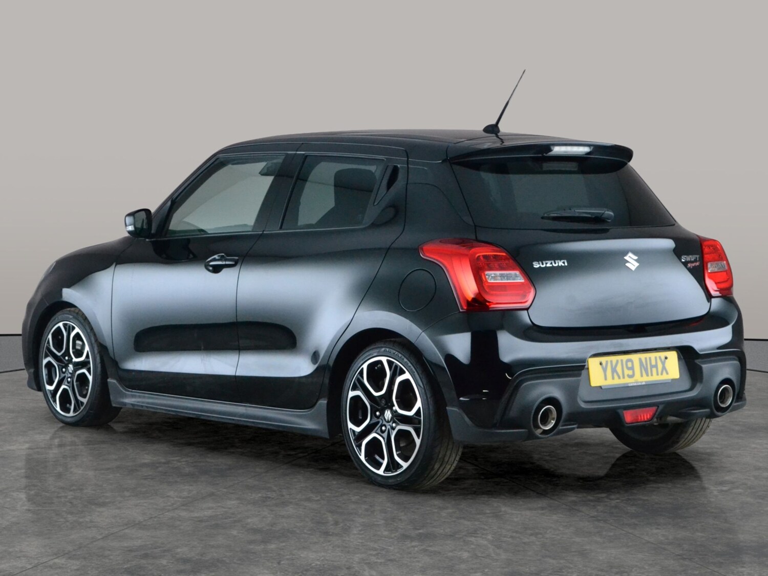 Used Suzuki Swift 2019 for sale - 77786601: Photo 12