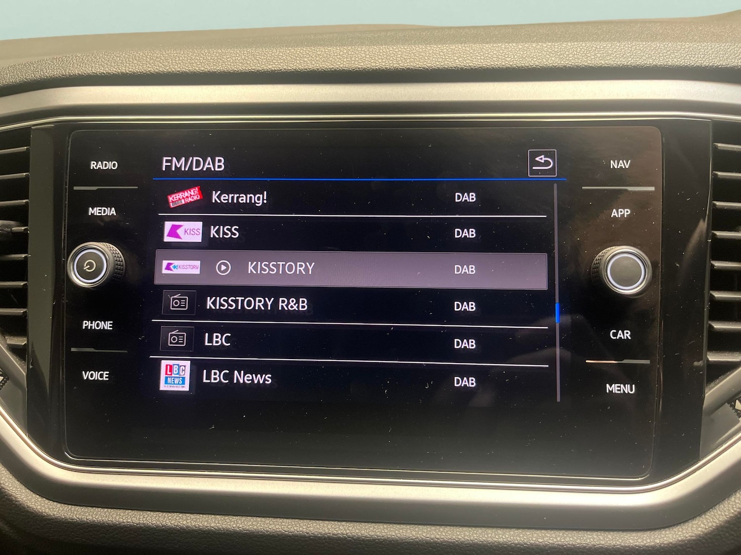 Used Volkswagen T-Roc 2022 for sale - 78095544: Photo 6