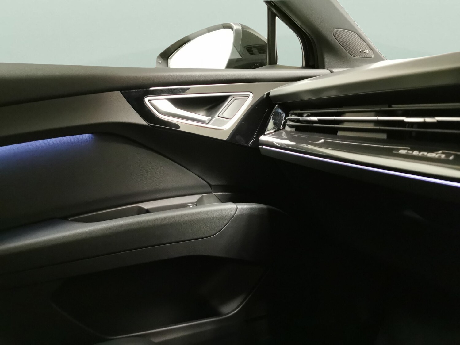 Used Audi Q4 e-tron 2023 for sale - 77472251: Photo 22