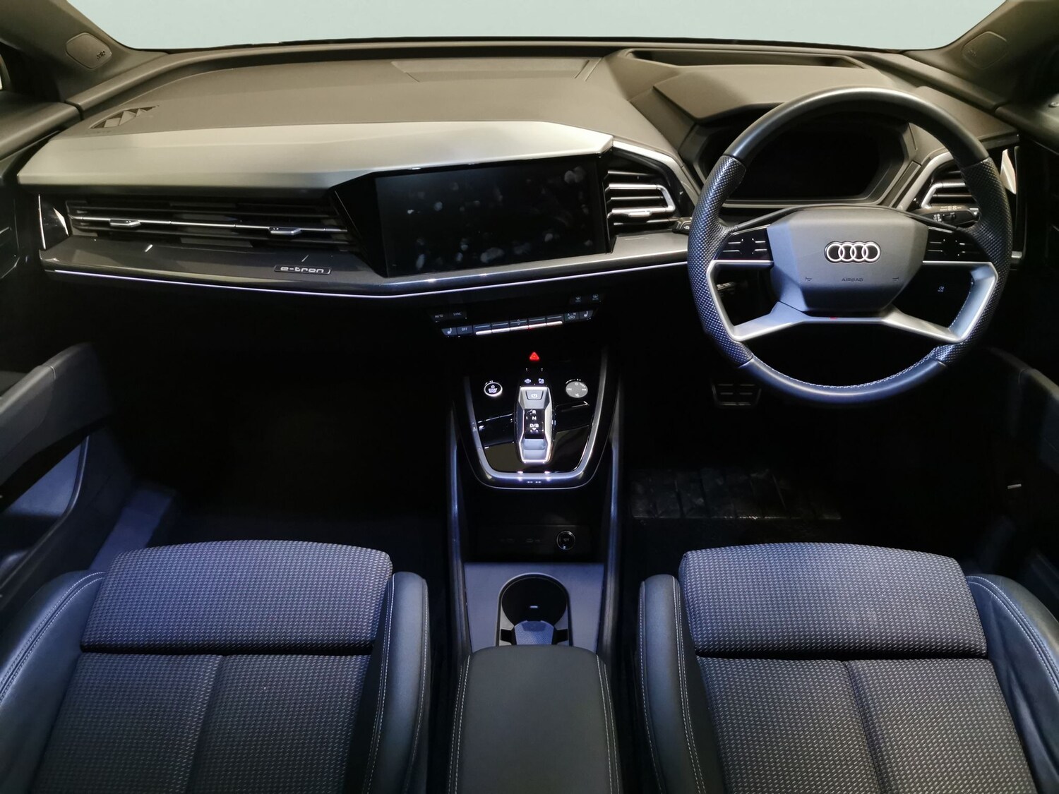 Used Audi Q4 e-tron 2023 for sale - 77472251: Photo 7