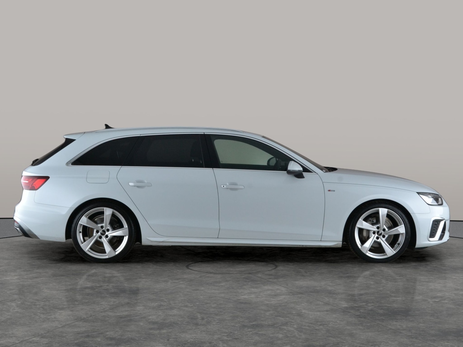 Used Audi A4 2022 for sale - 77428550: Photo 9