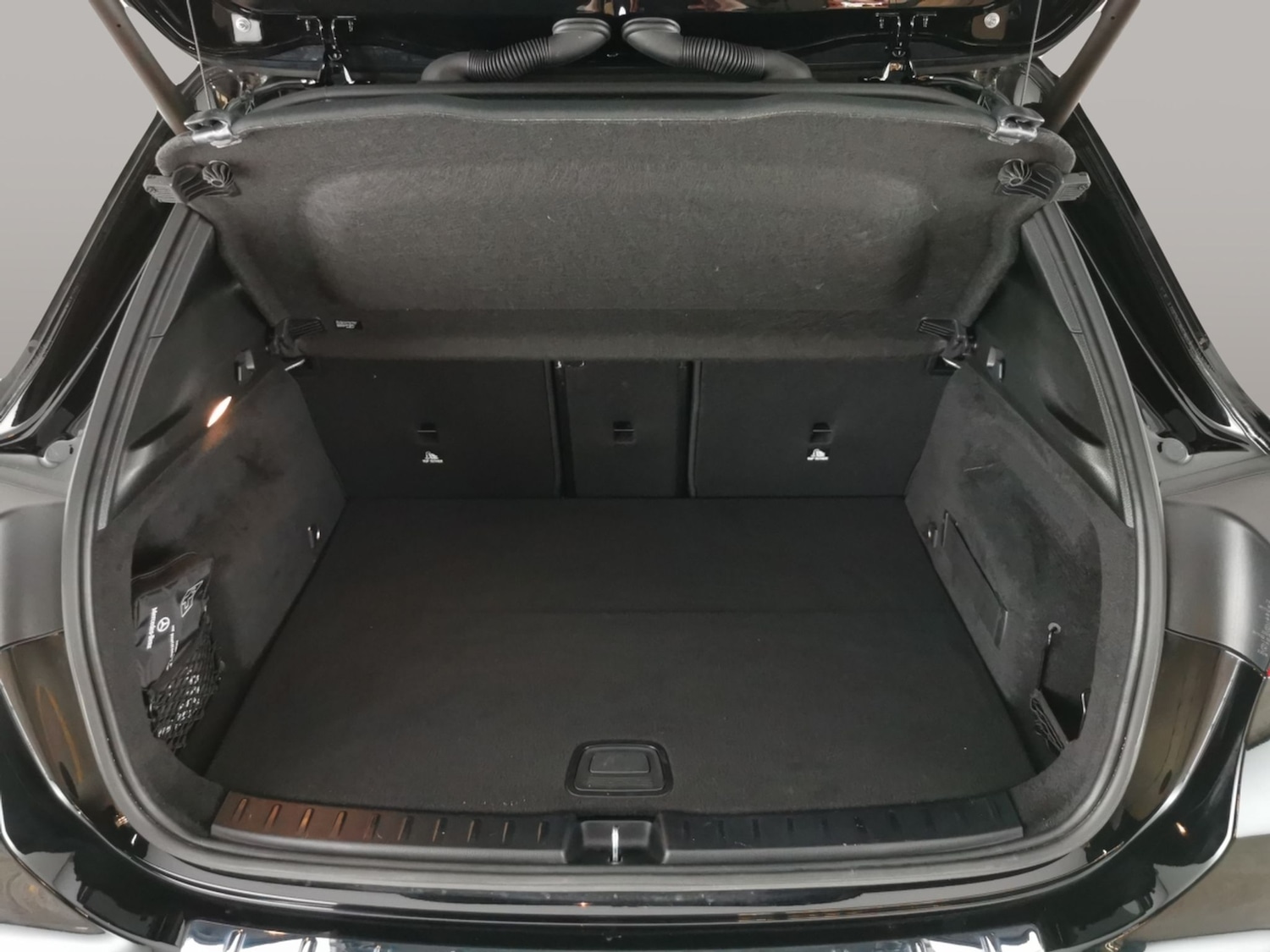 Used Mercedes-Benz EQA 2022 for sale - 77053063: Photo 32