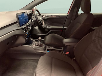Used Ford Focus 2023 for sale - 79555839: Photo