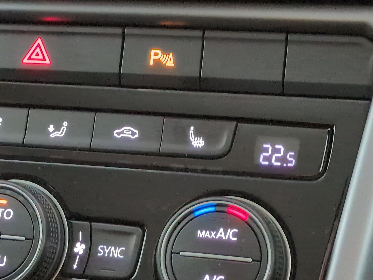 Used Volkswagen T-Roc 2022 for sale - 77443081: Photo 17