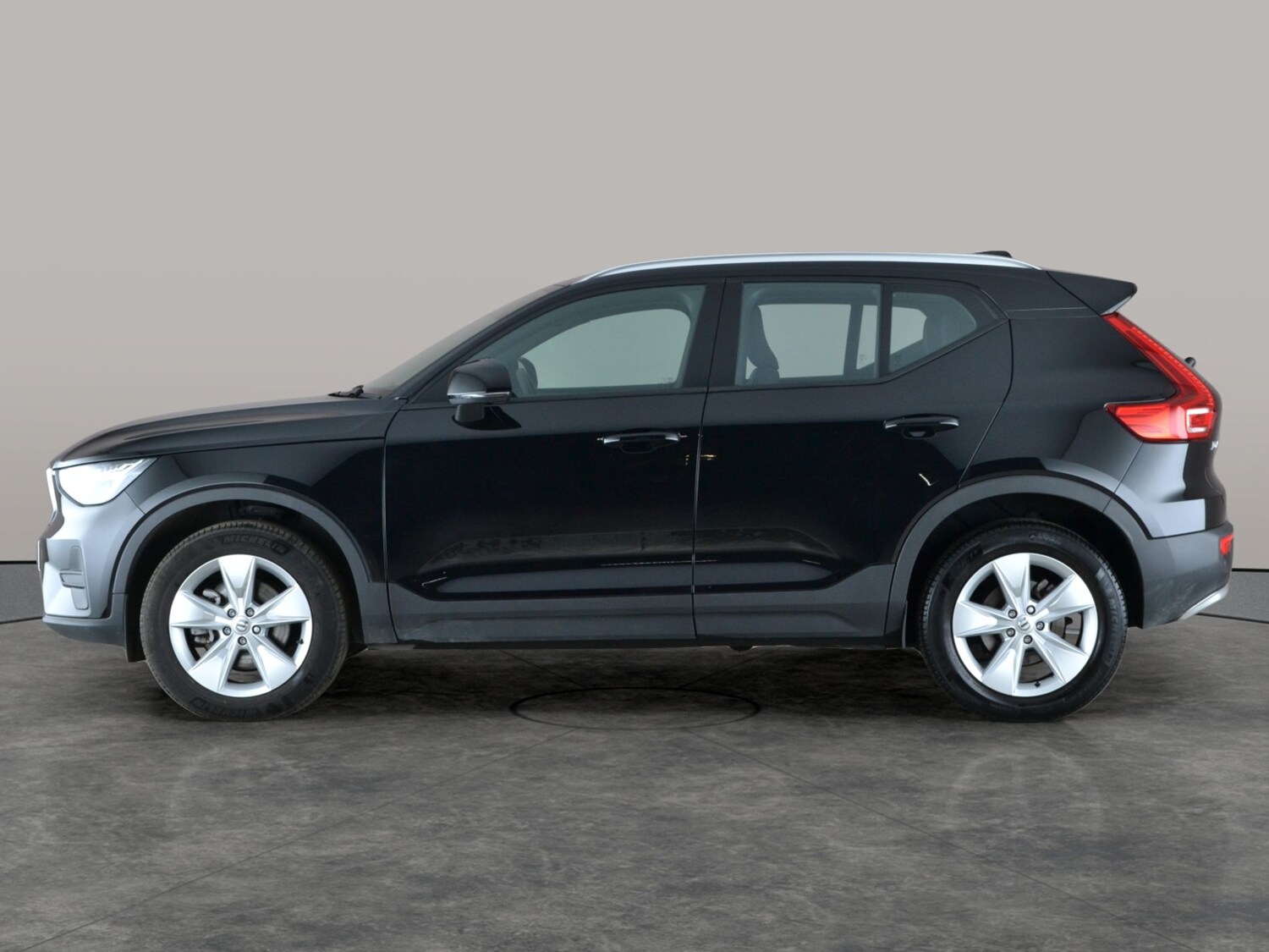 Used Volvo XC40 2024 for sale - 77347382: Photo 13